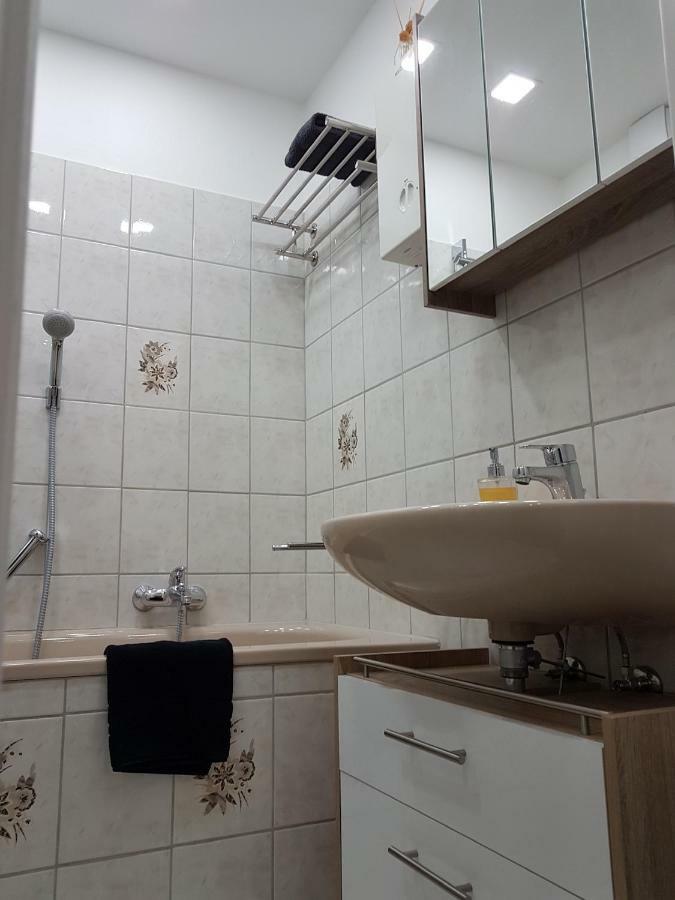 ברגיש גלאדבך Apartment Alt-Refrath מראה חיצוני תמונה